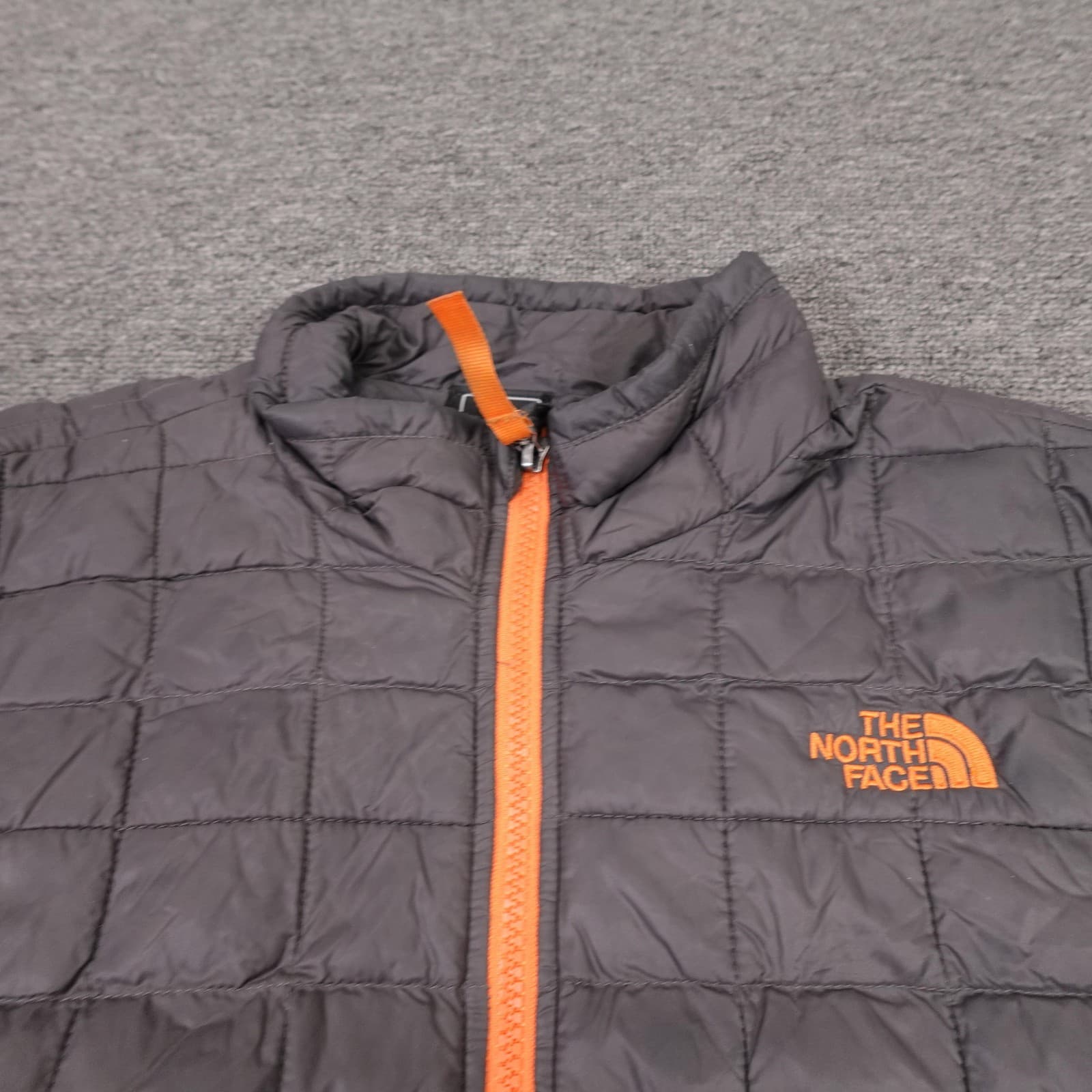 The North Face ThermoBall Jacket Boys 14-16 Gray Insulated Puffer Outdoor - Thumbnail 2