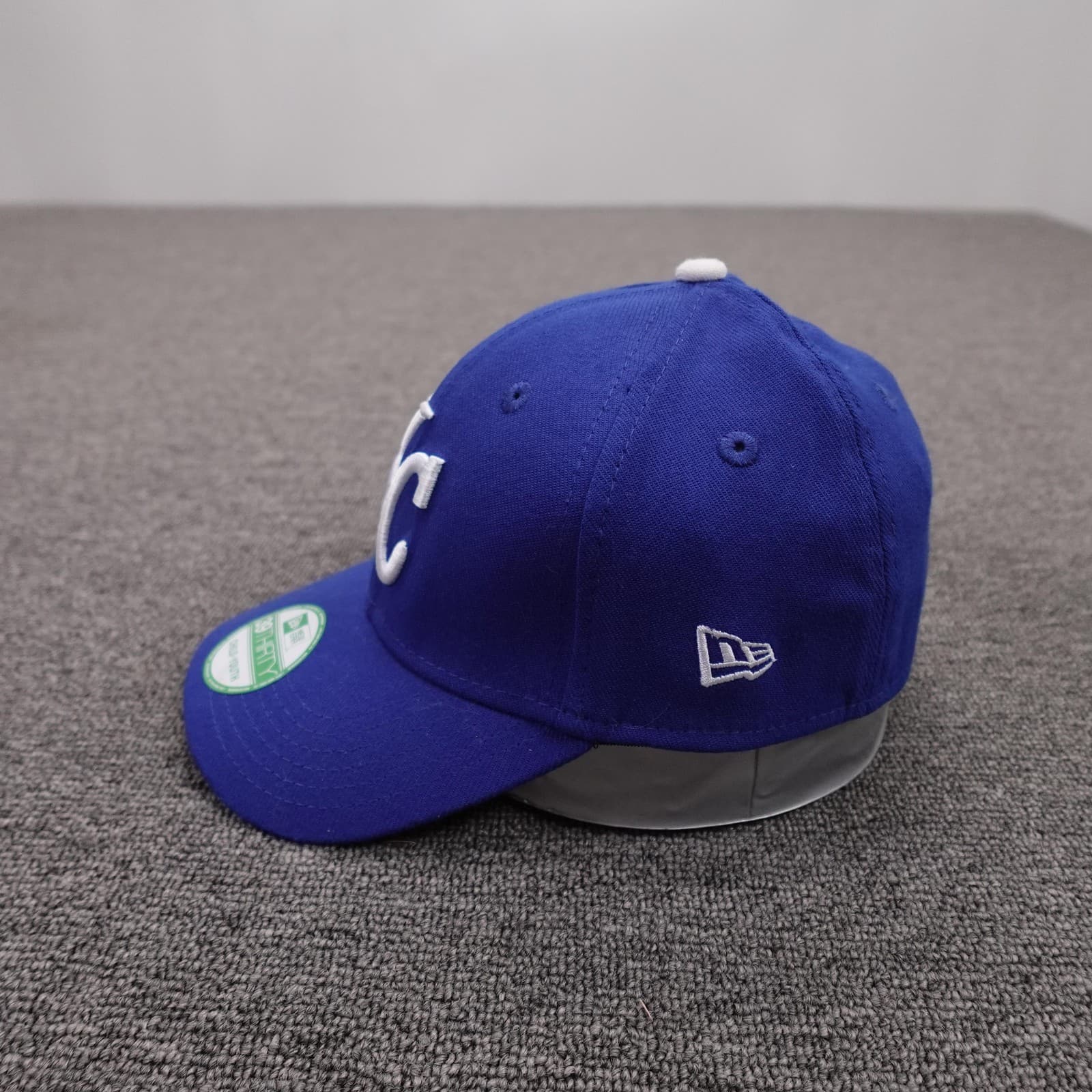 Kansas City Royals Hat Cap Fitted Boys One Size MLB Baseball 39THIRTY New Era - Thumbnail 3