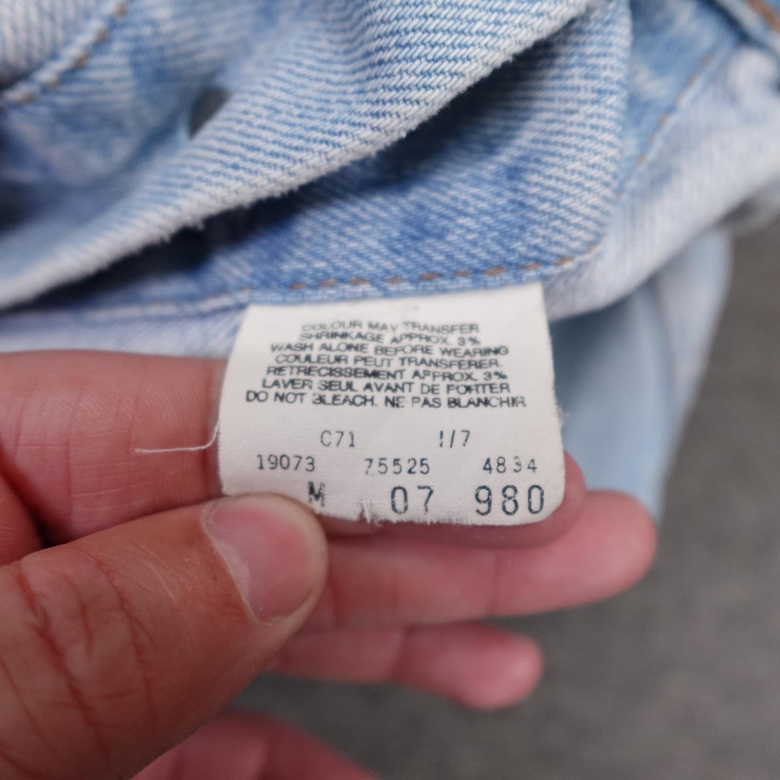 Vintage Levi's Jacket Mens Medium Light Blue Denim Trucker Smokey Bear Patch 90s - Thumbnail 12
