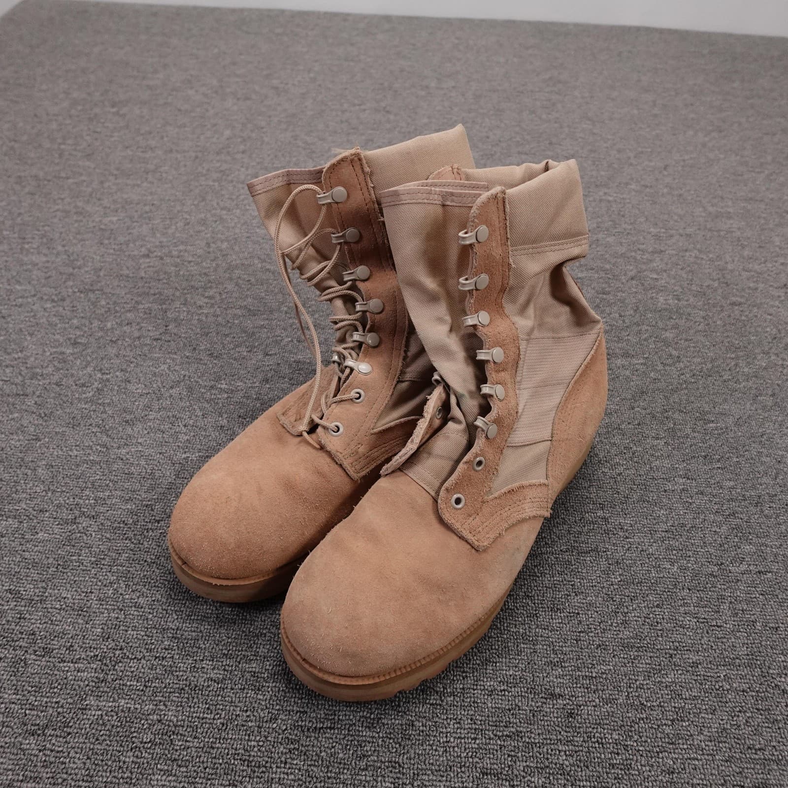 Altama Combat Boots Mens Size 9.5 Beige Suede Military Tactical Vibram Sole