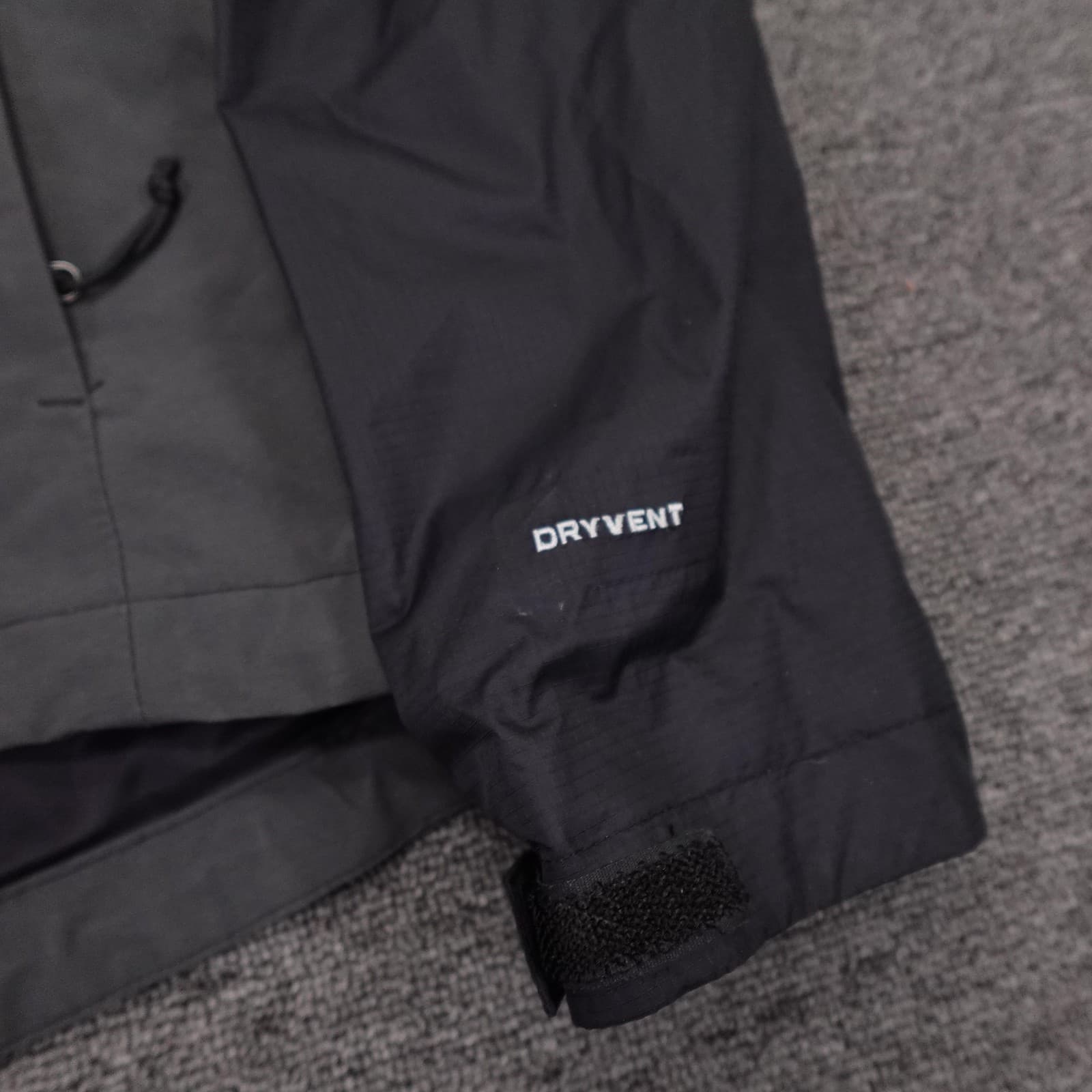 The North Face Jacket Womens Small Gray Black DryVent Hooded Triclimate Shell - Thumbnail 3