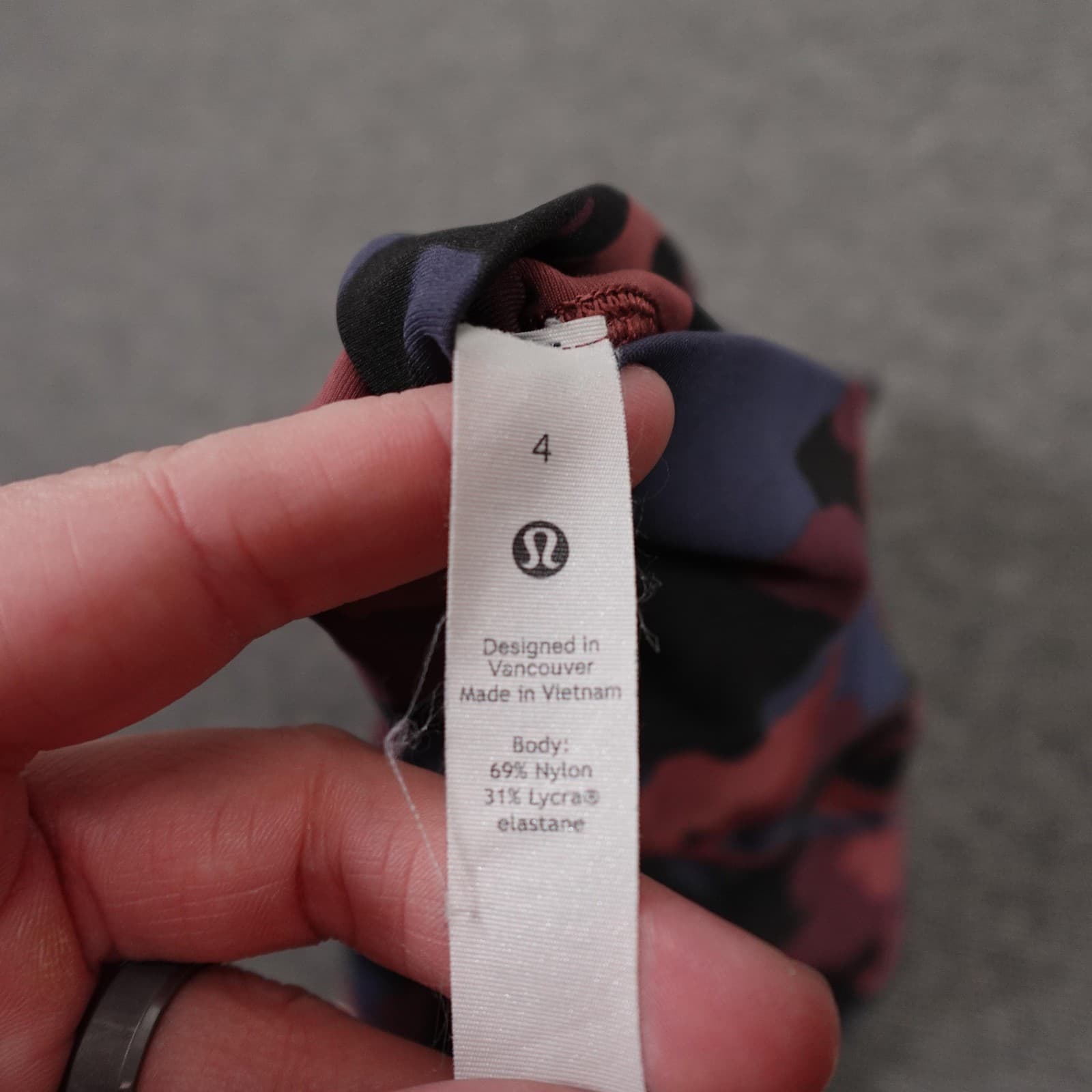 Lululemon Leggings Womens 4 Multicolor Camo Mid Rise Ankle Wunder Under LW5BTES - Thumbnail 4