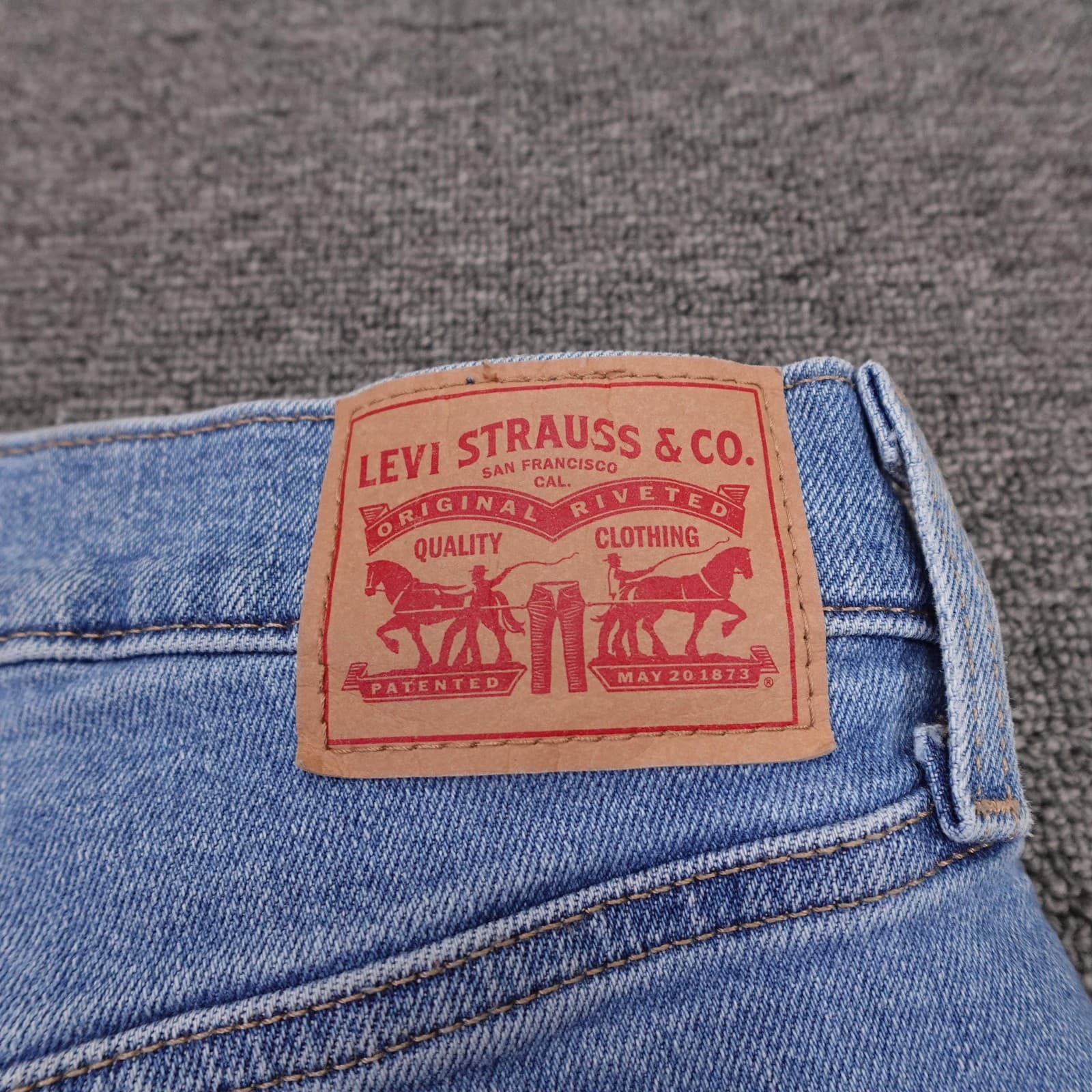 Levis High Waisted Mom Jeans Womens 29 Blue Light Wash Distressed 29x27 Denim - Thumbnail 8