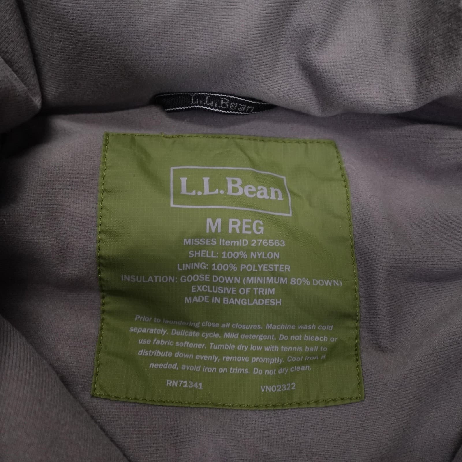 L.L.Bean Vest Womens Medium Green Down Puffer Snap Front Quilted Warm Outdoor - Thumbnail 4