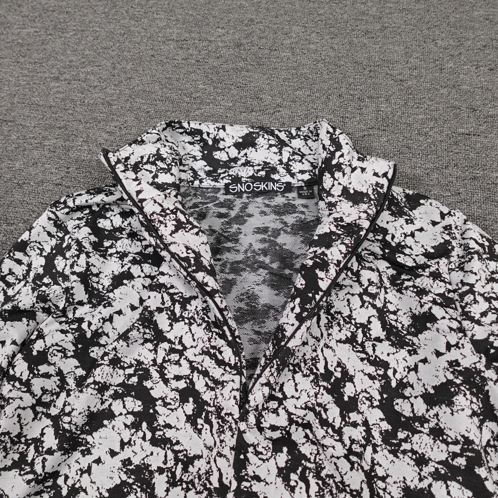 Sno Skins Pullover Shirt Womens Small Black White Print 1/4 Zip Mock Neck Ski - Thumbnail 6