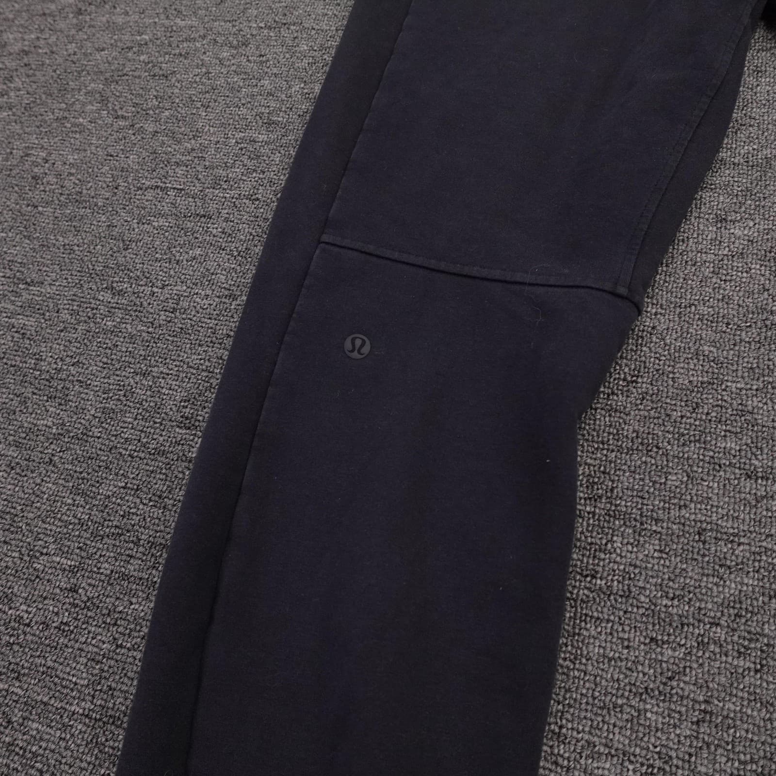 Lululemon Sweatpants Mens Small 32x29 Black Knit Jogger Elastic Waist Pockets - Thumbnail 4