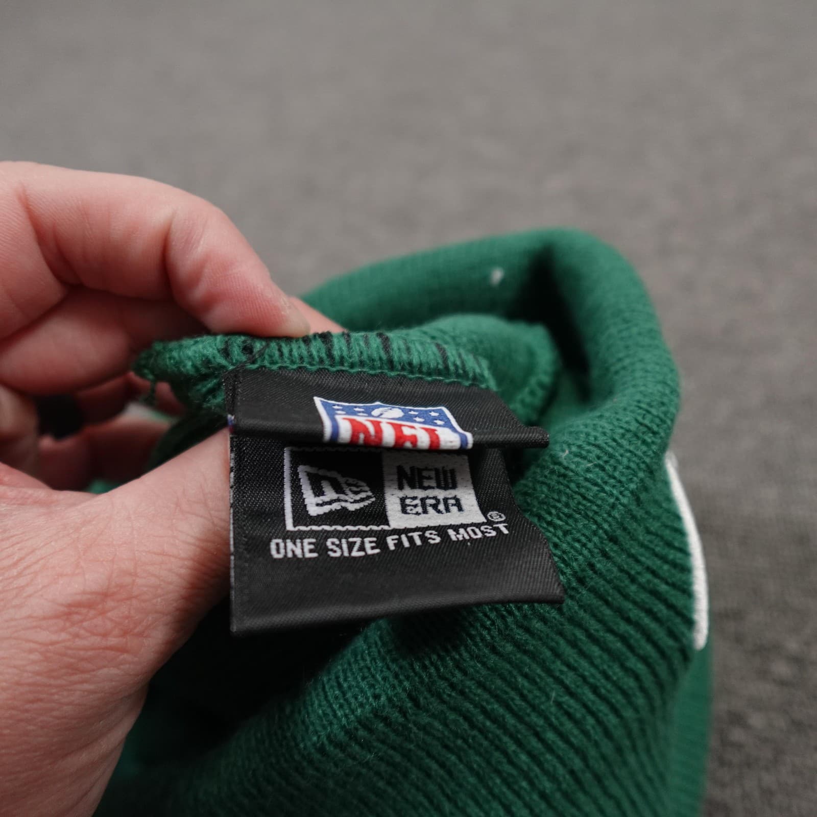 New York Jets Hat Beanie Mens One Size Green NFL Football Pom Knit New Era - Thumbnail 5