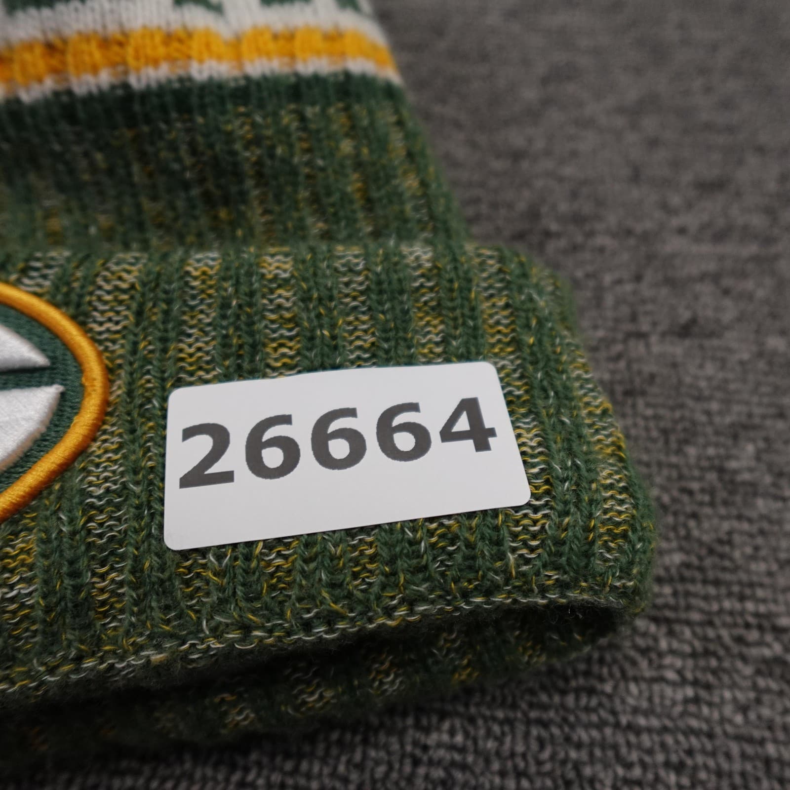 Green Bay Packers Hat Beanie Mens One Size Green NFL Football Pom Knit New Era - Thumbnail 4
