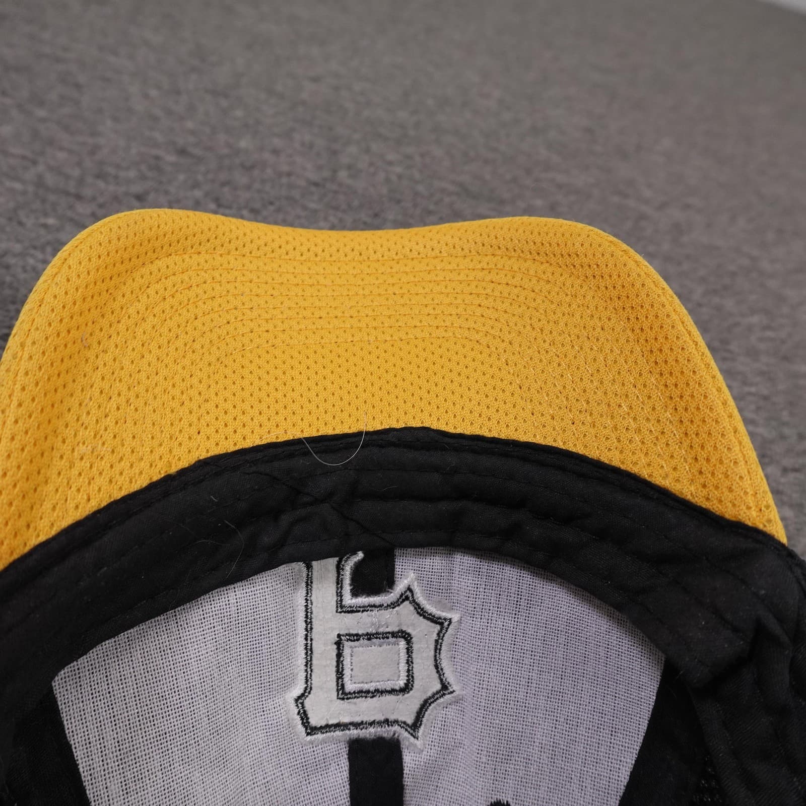 Pittsburgh Pirates Hat Cap Strap Back One Size Black MLB Baseball Bwm Global - Thumbnail 7