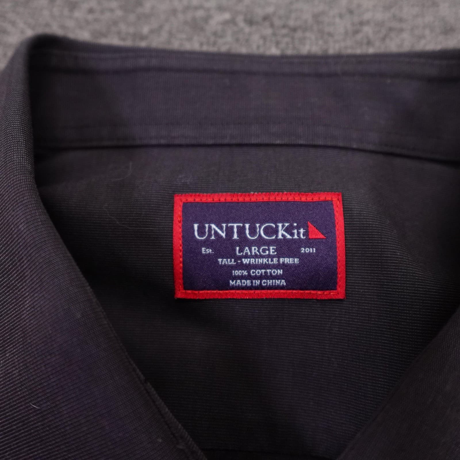 UNTUCKit Shirt Mens LT Gray Solid Long Sleeve Button Up Wrinkle Free Non Iron - Thumbnail 3