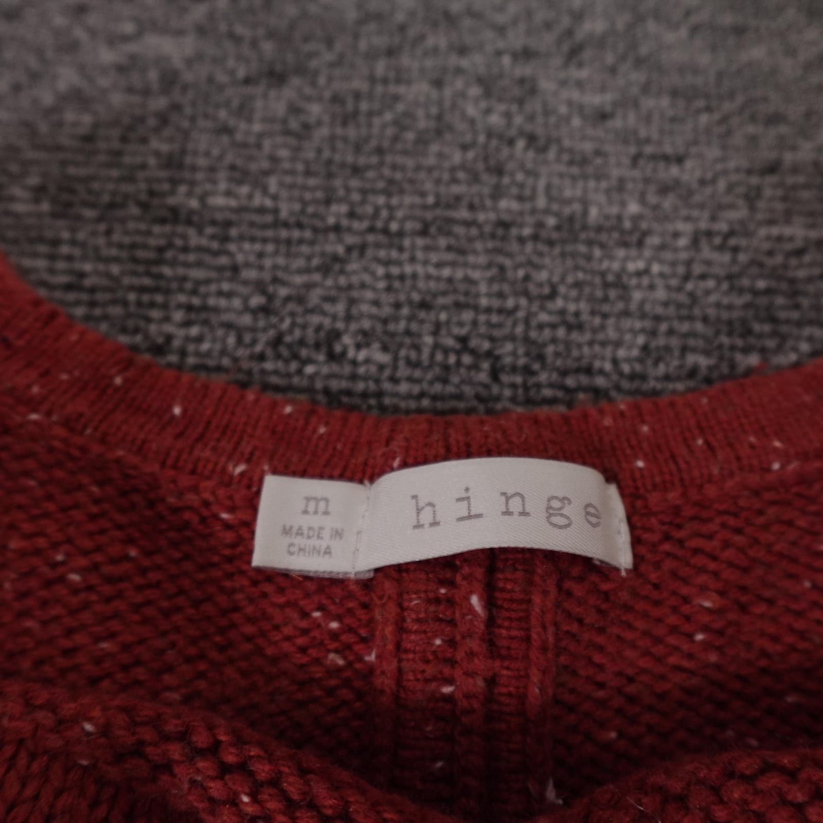 Hinge Sweater Womens Medium Red Cable Knit Faux Suede Shoulder Pullover - Thumbnail 2