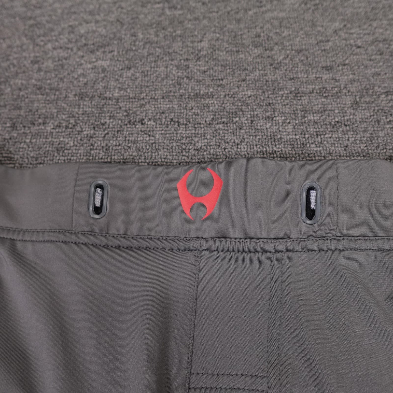 HYLETE Shorts Mens Large Gray White Colorblock 9 Inseam Athletic Training Gym - Thumbnail 3