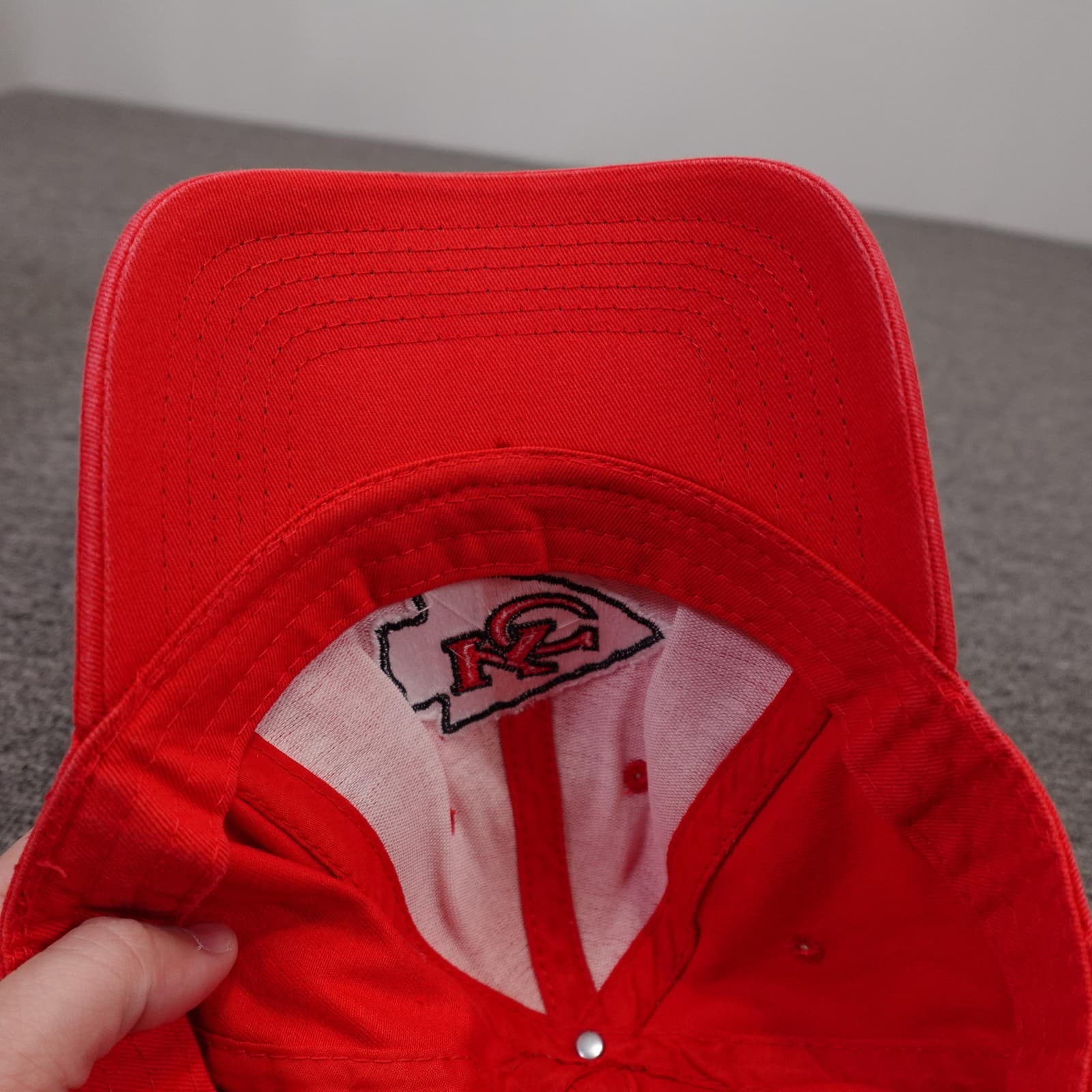 Kansas City Chiefs Hat Cap Snap Back Mens One Size Red NFL Football 10 Year - Thumbnail 7