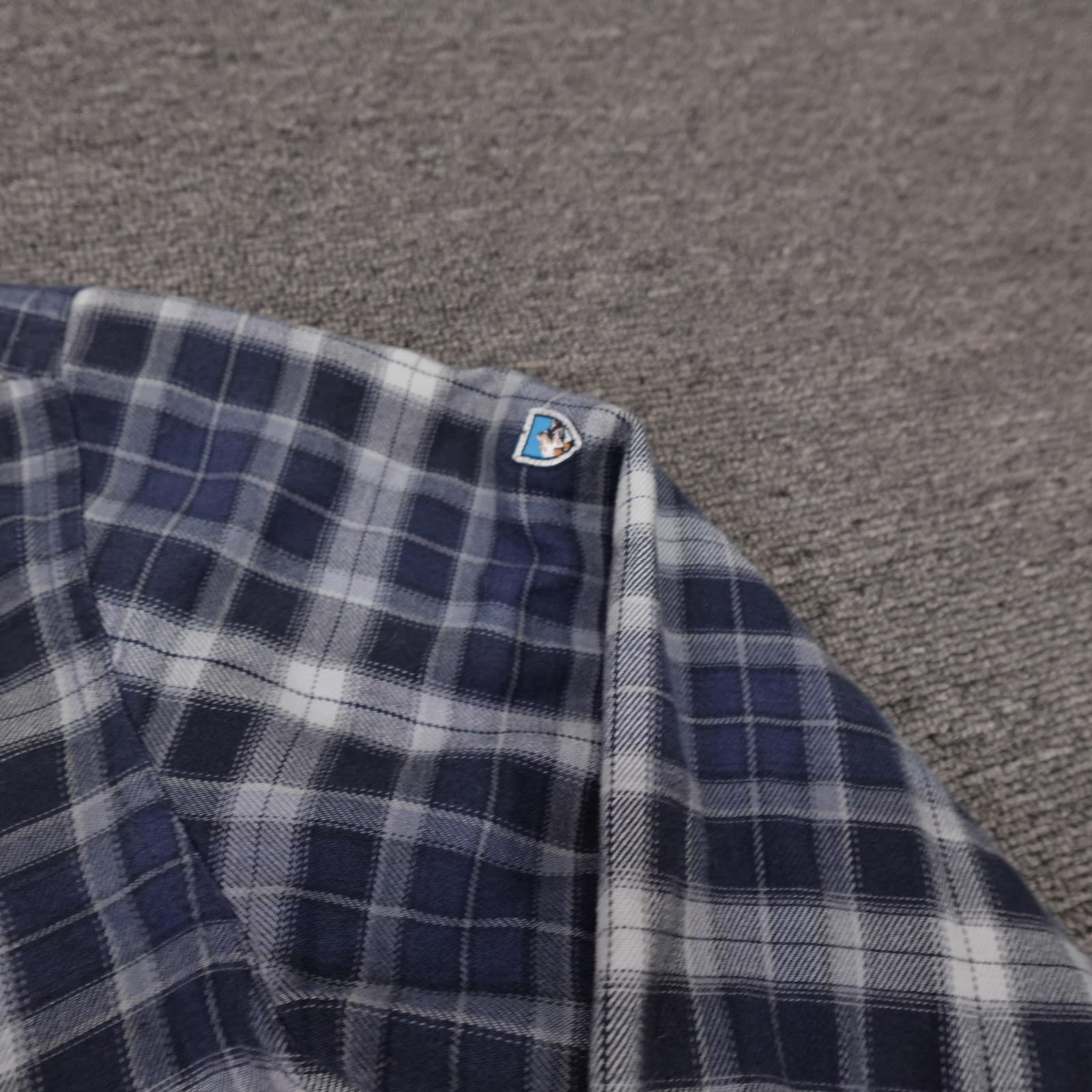 Kuhl Shirt Mens Medium Blue Plaid Flannel Long Sleeve Button Up Hiking Outdoor - Thumbnail 3