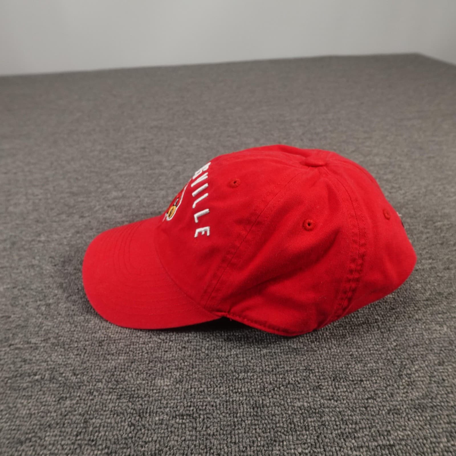 Louisville Cardinals Hat Cap Strap Back Mens One Size Red NCAA Captivating - Thumbnail 3