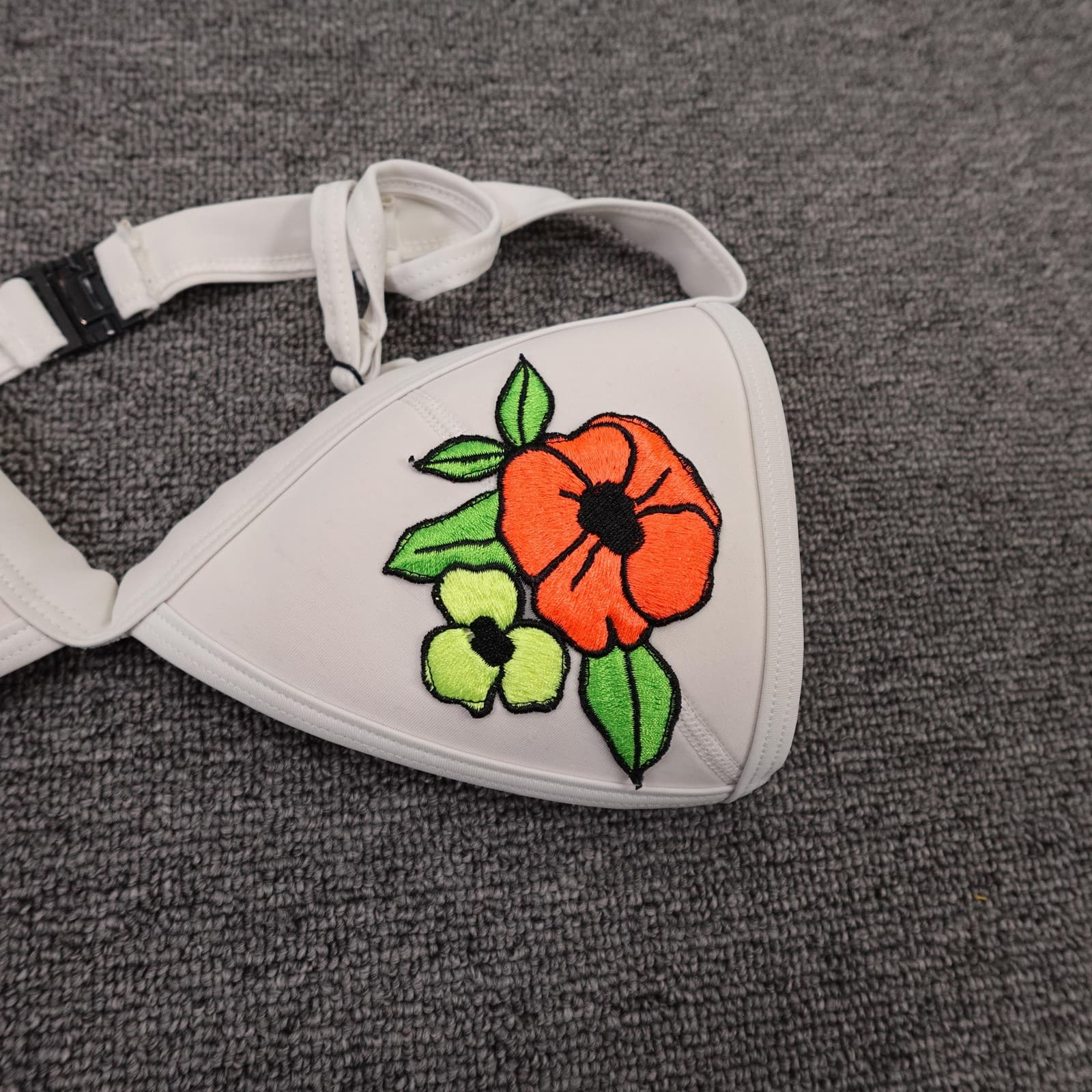 Triangl Swimsuit Top Womens Small White Neoprene Floral Triangle Embroidered - Thumbnail 2