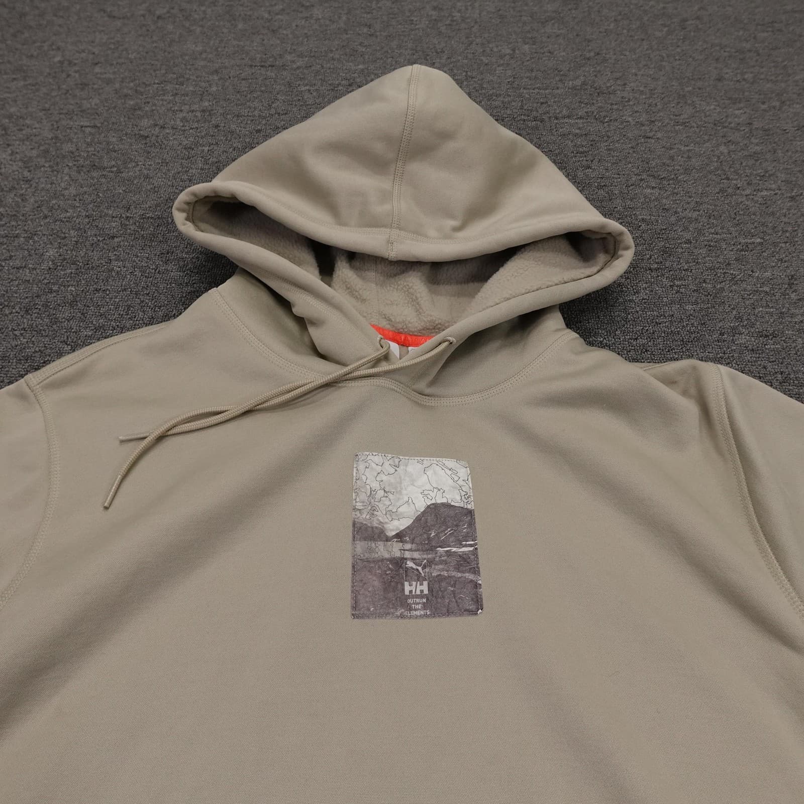 Puma X Helly Hansen Hoodie Mens Large Beige Sherpa Fleece Pullover Graphic - Thumbnail 4