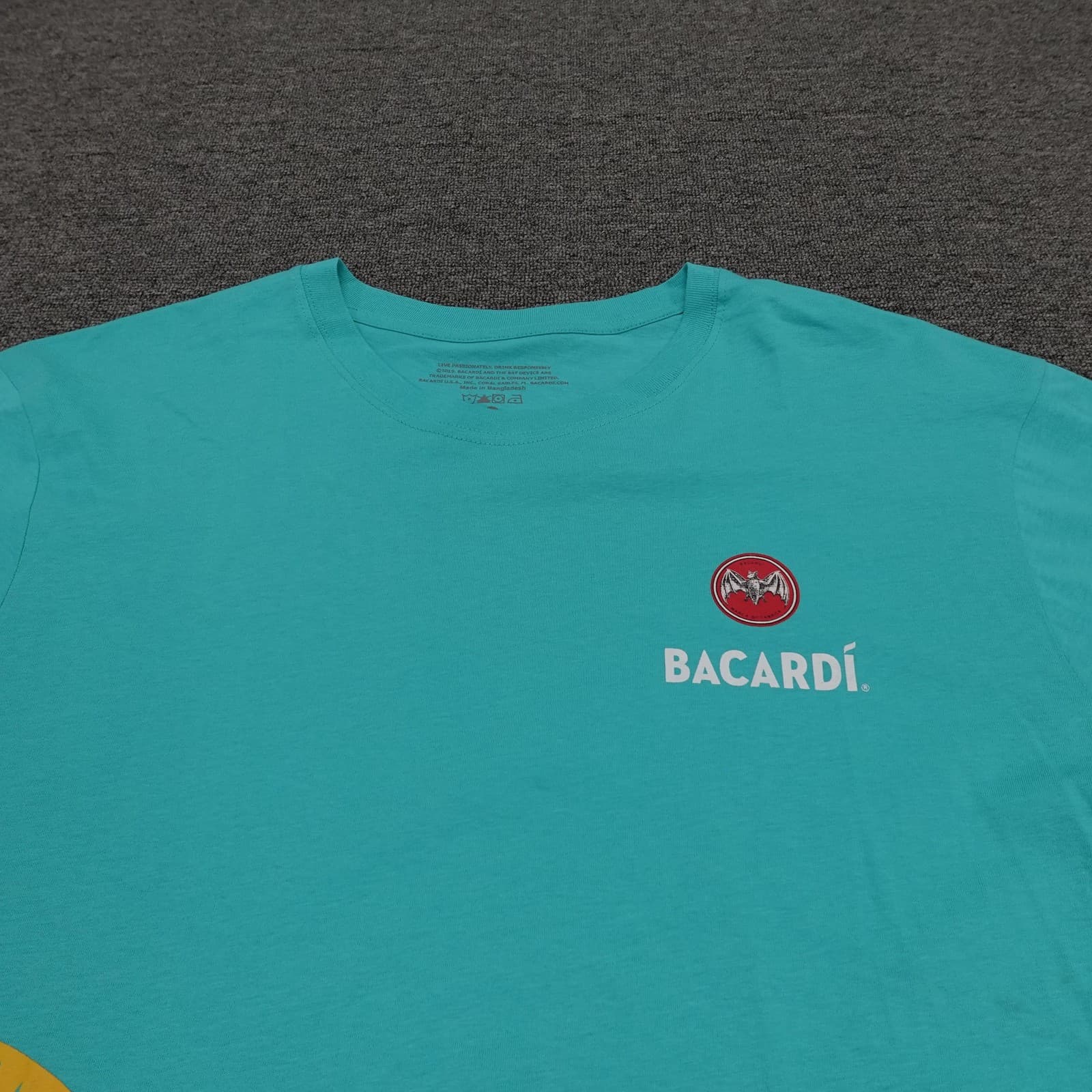 Bacardi Shirt Mens 2XL Blue Palm Leaf Graphic Tee Tagless Tropical Beach - Thumbnail 2