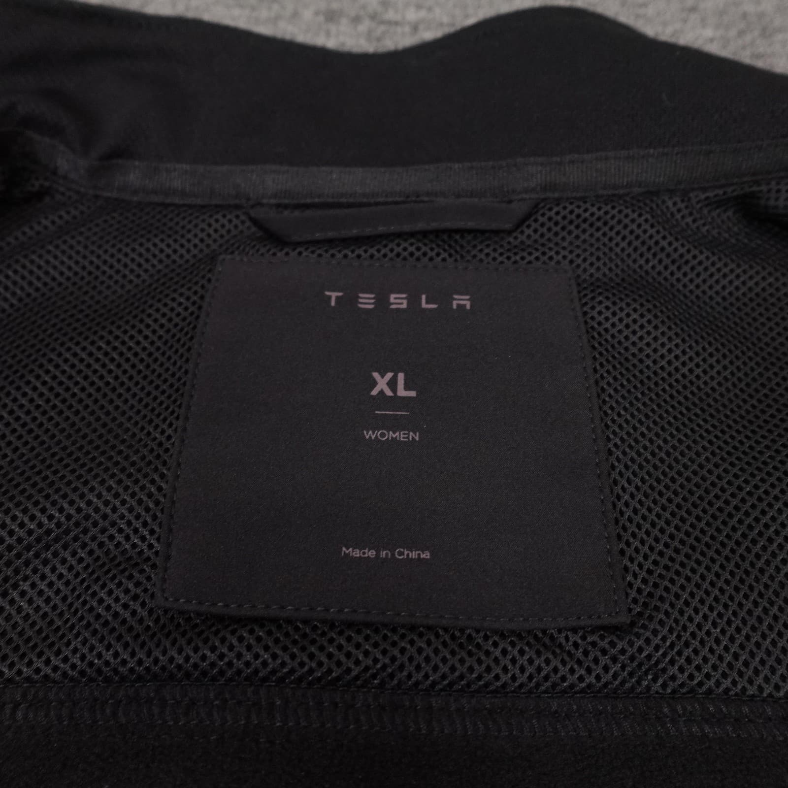 Tesla Jacket Womens XL Black Softshell Full Zip Fleece Lined Logo Coat Casual - Thumbnail 3