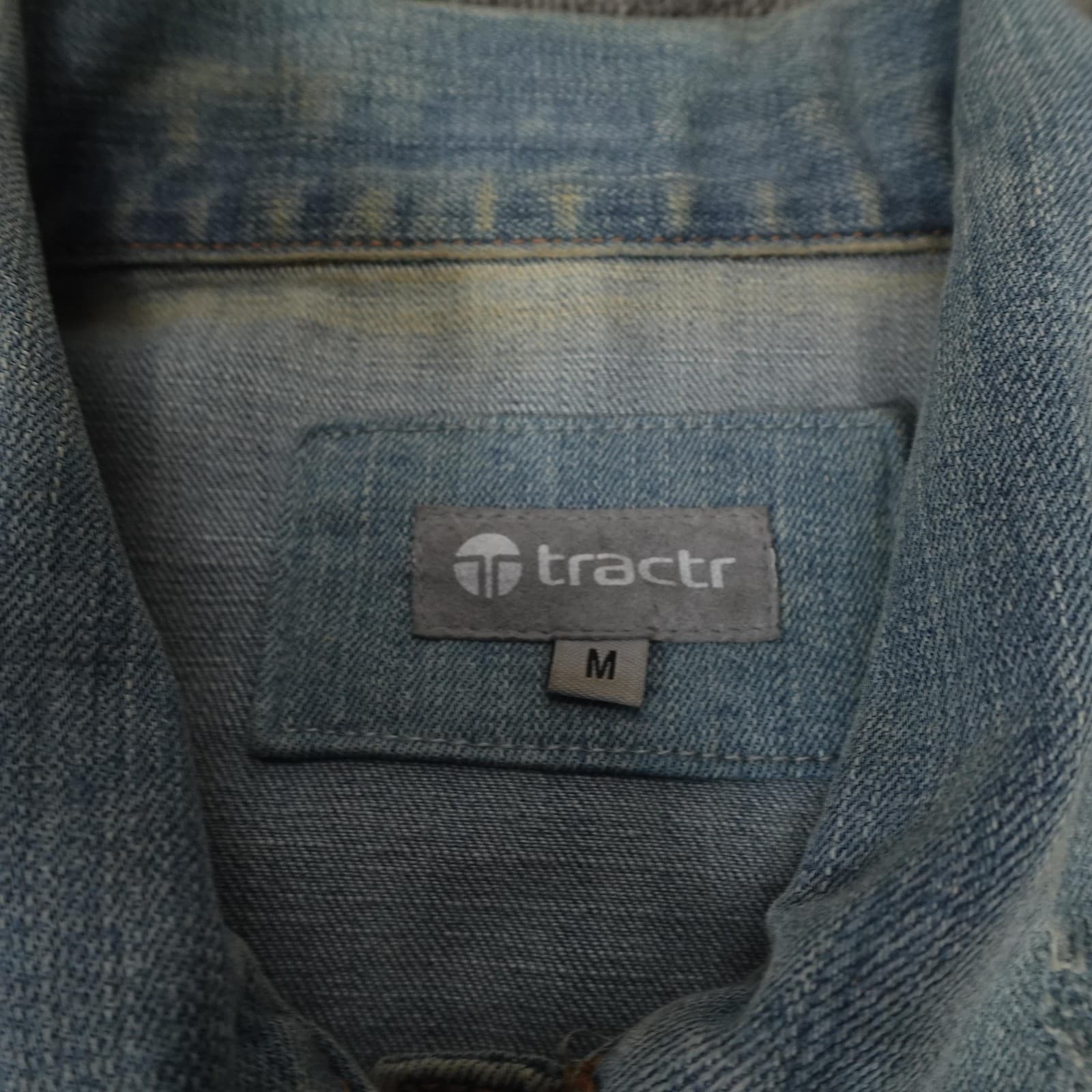 Tractr Denim Jacket Womens Medium Blue Light Wash Button Front Classic Casual - Thumbnail 3