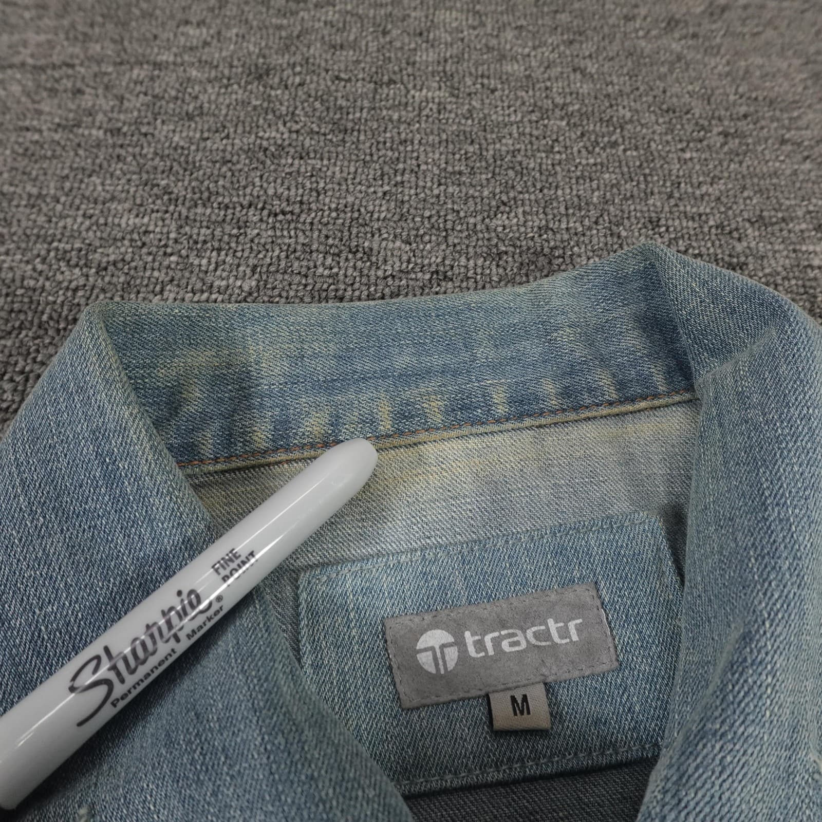 Tractr Denim Jacket Womens Medium Blue Light Wash Button Front Classic Casual - Thumbnail 8