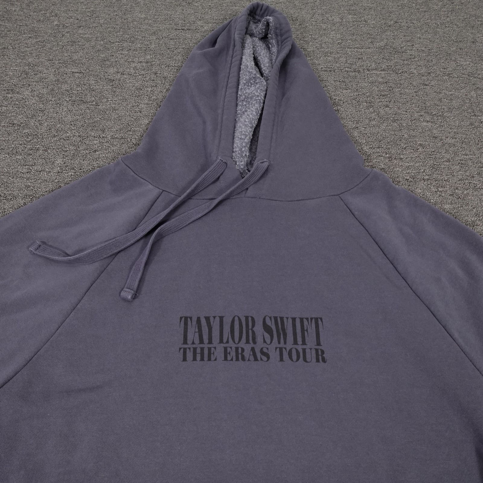 Taylor Swift Hoodie Mens Large Purple The Eras Tour Pullover Fleece Graphic - Thumbnail 2