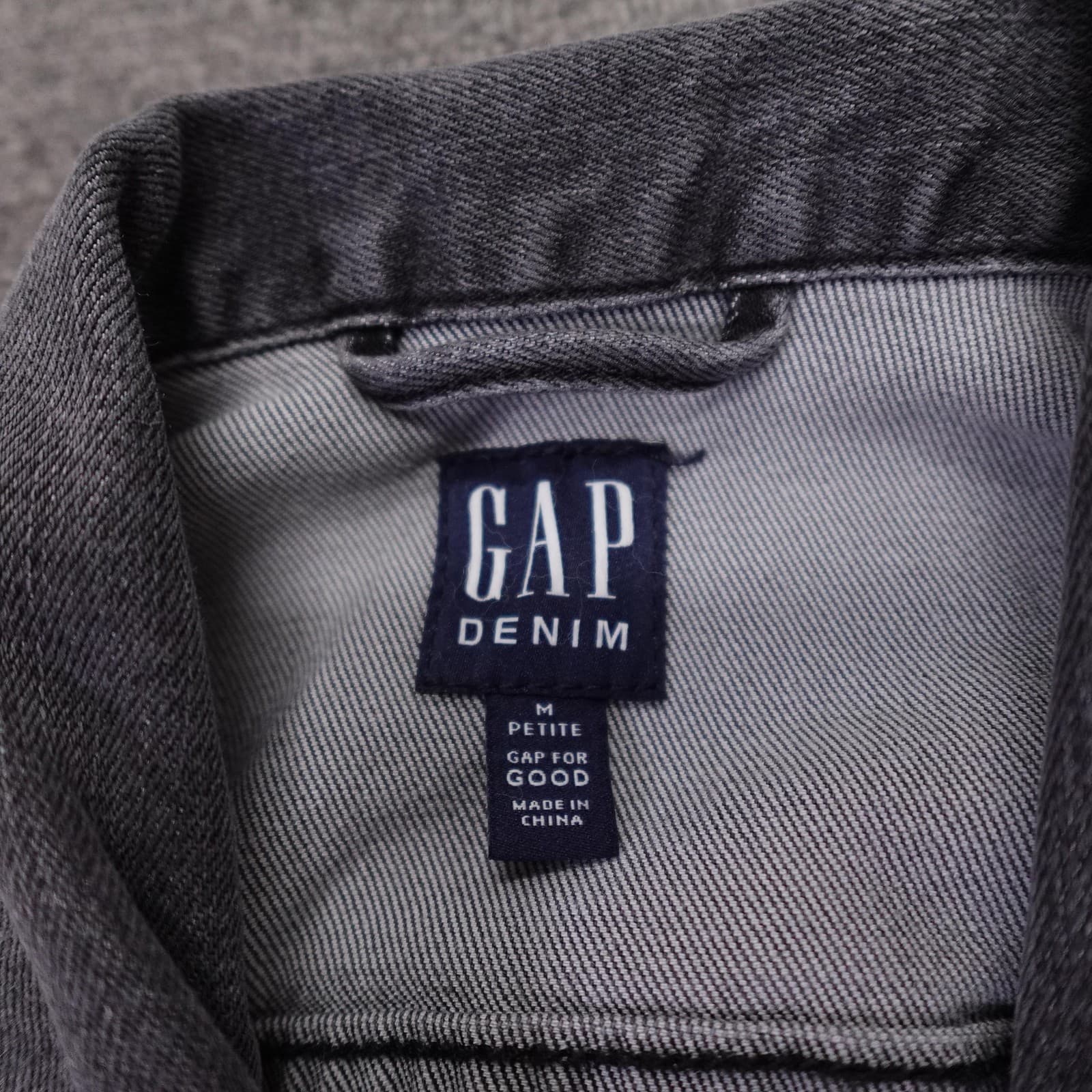 Gap Jacket Womens Petite Medium Black Denim Button Front Stretch Casual - Thumbnail 3