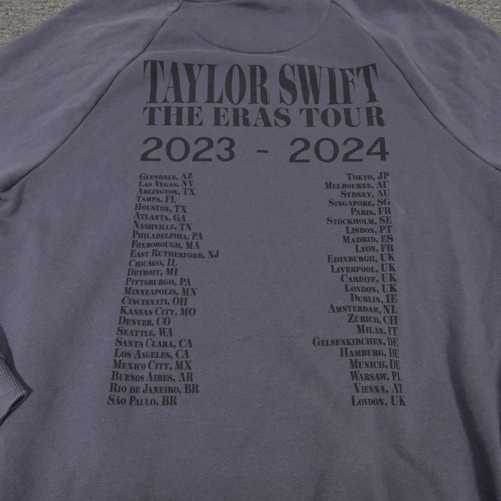Taylor Swift Hoodie Mens Large Purple The Eras Tour Pullover Fleece Graphic - Thumbnail 4