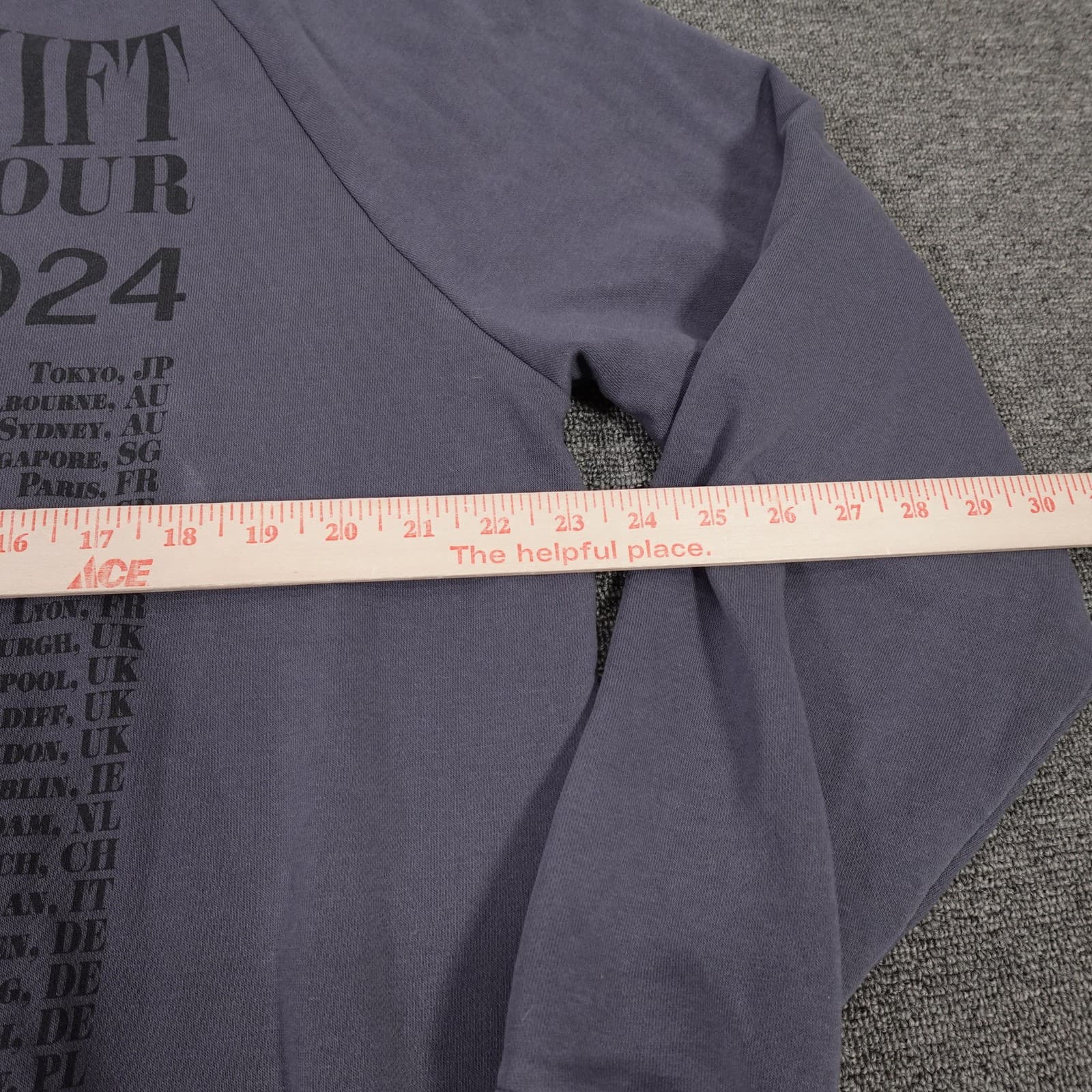 Taylor Swift Hoodie Mens Large Purple The Eras Tour Pullover Fleece Graphic - Thumbnail 6