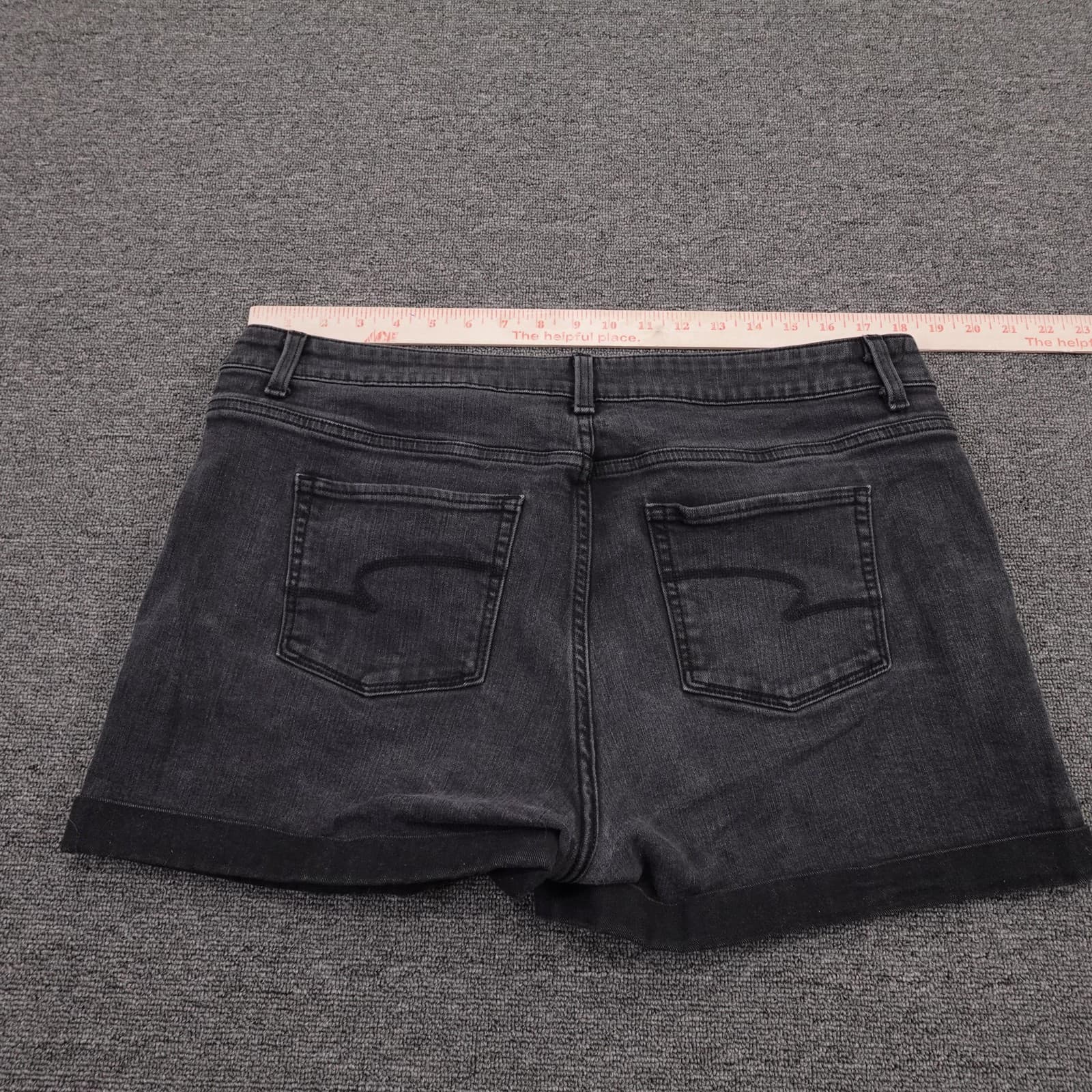 Time And Tru Shorts Womens 16 Black Mid Rise Denim Cutoff Cuffed Stretch Casual - Thumbnail 6