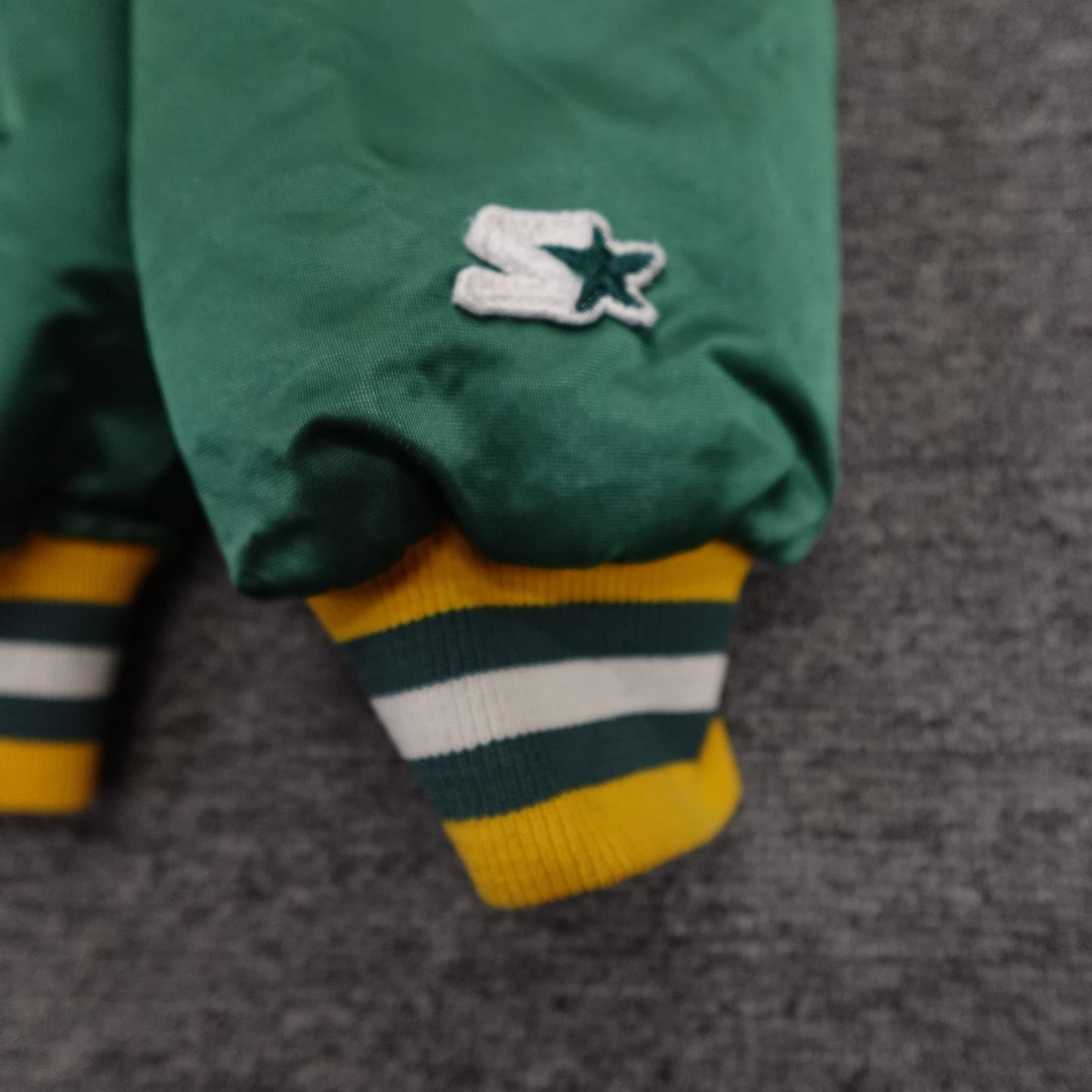 Vintage Green Bay Packers Jacket Kids Small Green NFL Football Starter Pro Line - Thumbnail 4