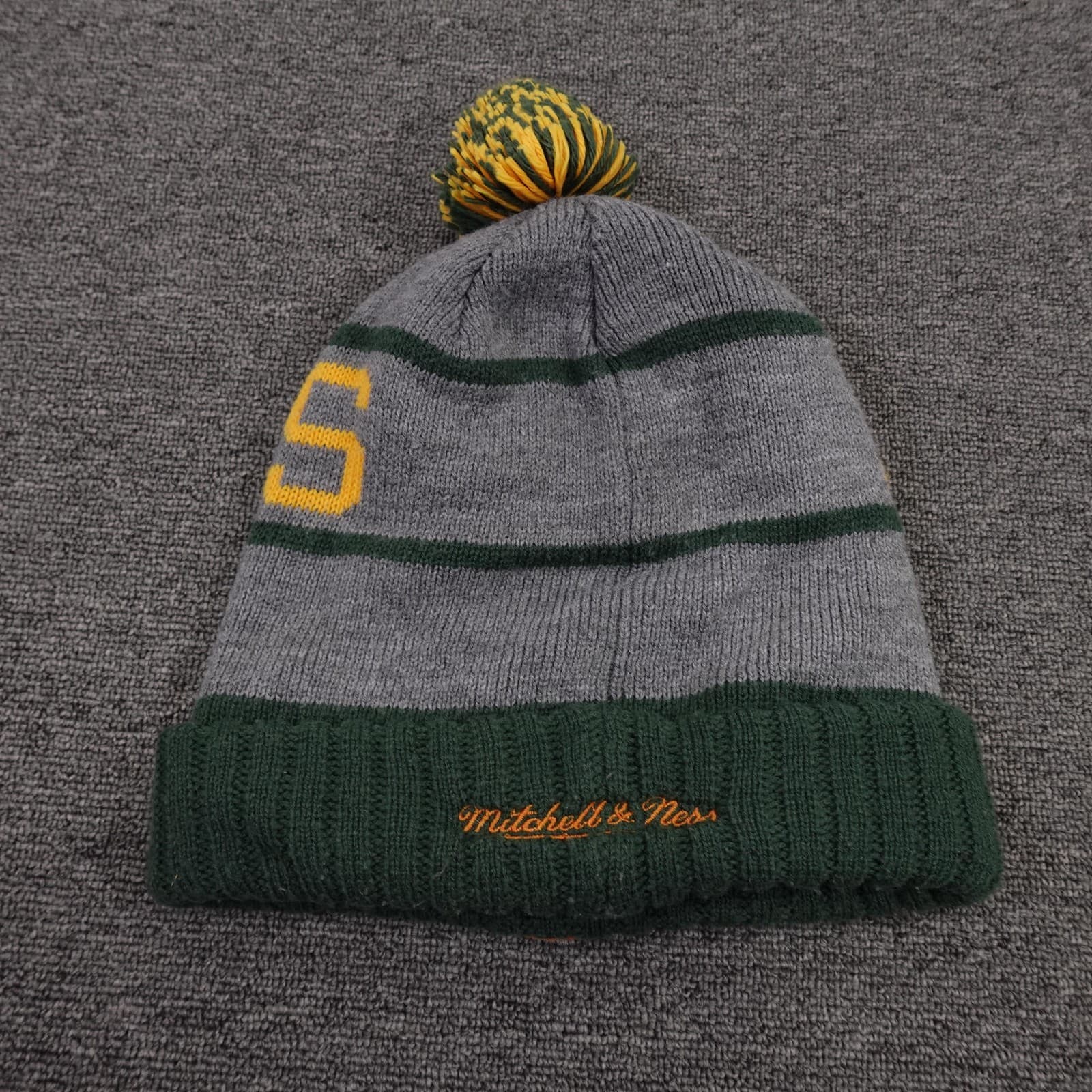 Green Bay Packers Hat Beanie Mens One Size Green NFL Pom Knit Mitchell & Ness - Thumbnail 3