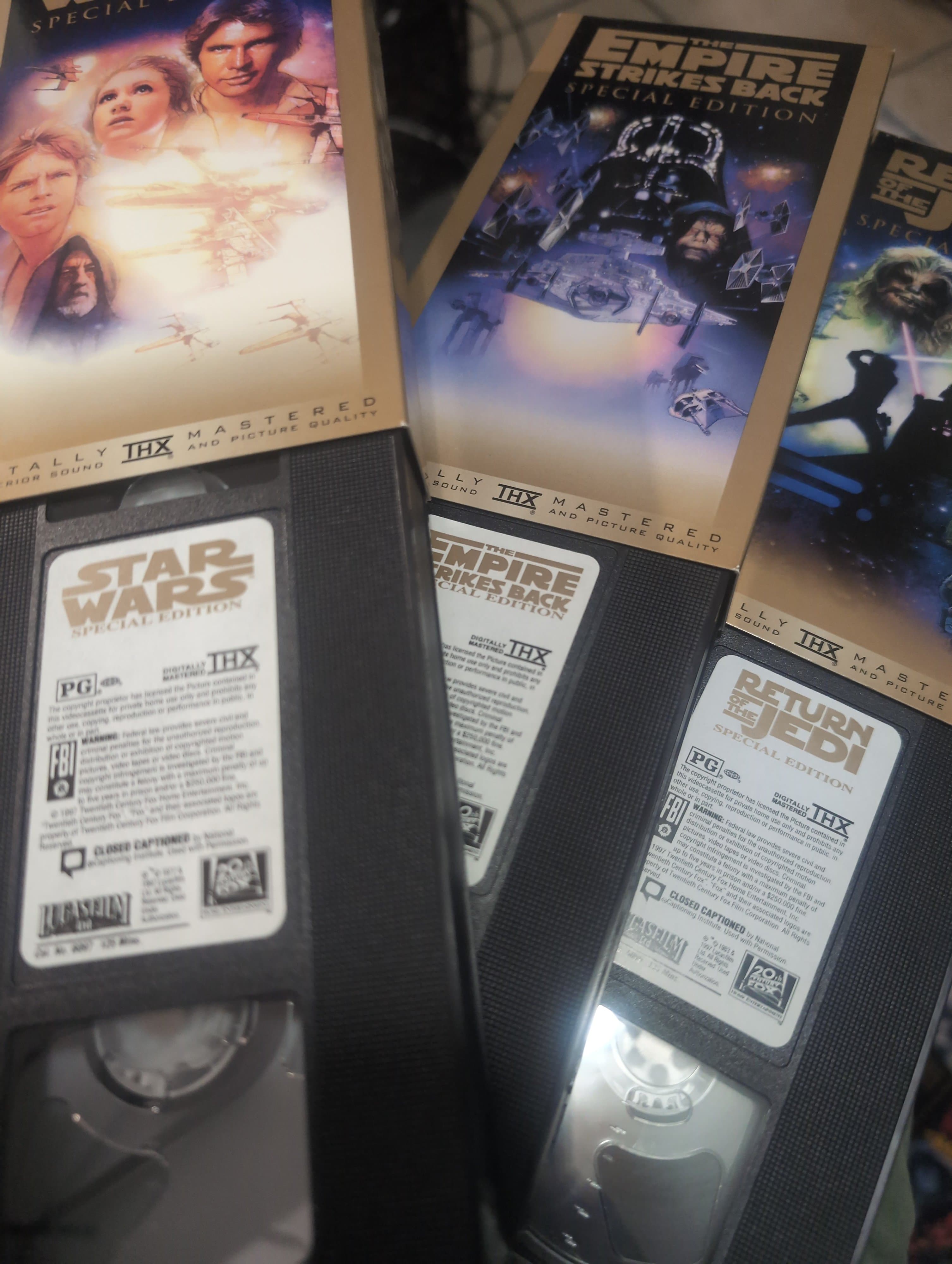 Star Wars Trilogy Special Edition VHS Box Set - Thumbnail 4