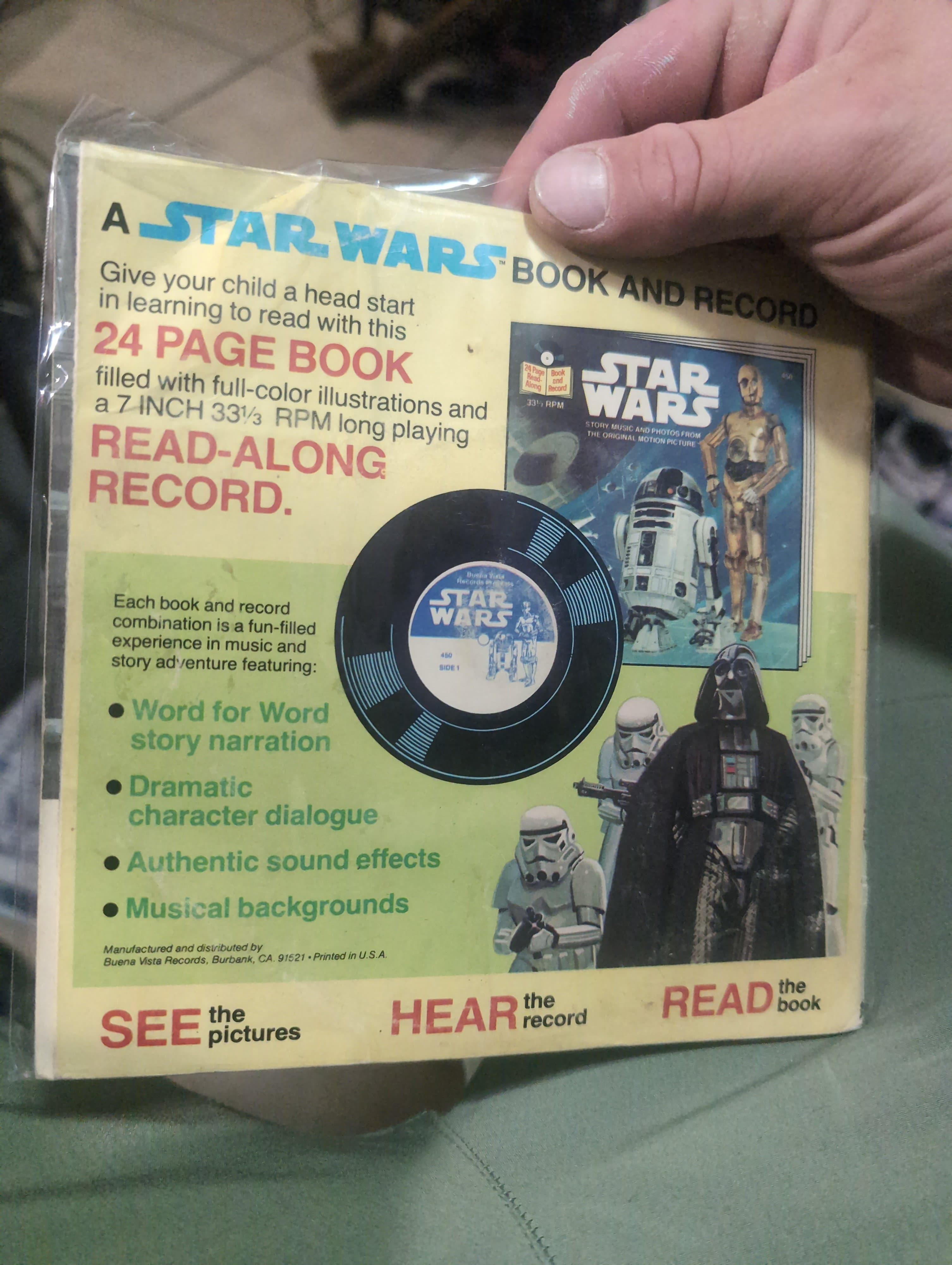 Star Wars The Empire Strikes Back Book and Record - Thumbnail 2