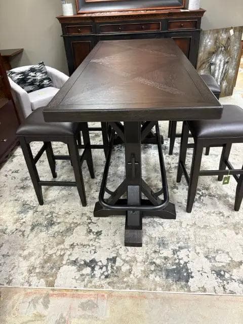 Hooker Furnishing Dark Plank Wood Pub And 4 Bar Stools Set - Thumbnail 3