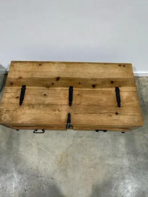 Rustic Kine 2 Drawer Coffee Table With Metal Detail - Thumbnail 2