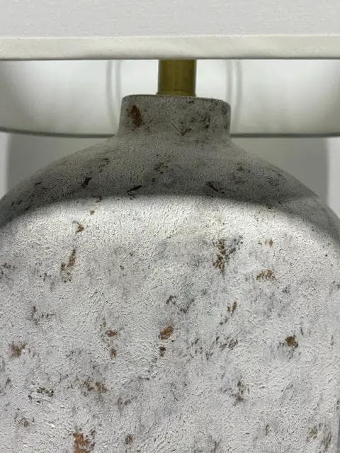 White Distressed Textured Finish Table Lamp With White Shade - Thumbnail 2