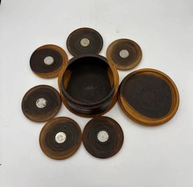 6 Wooden Coasters With Jamacian 1 Cent Coin In Wooden Container - Thumbnail 3