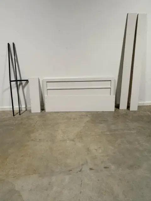 Queen White Wood Panel Bed With 2 Metal Slats Hardware HB FB