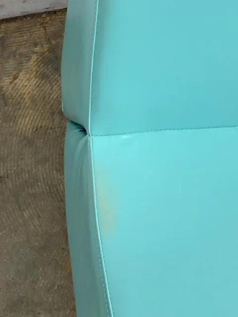 Teal Gaming Chair - Thumbnail 3
