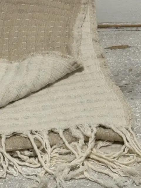 *NEW* Briar Beige 100% Cotton Throw - Thumbnail 2