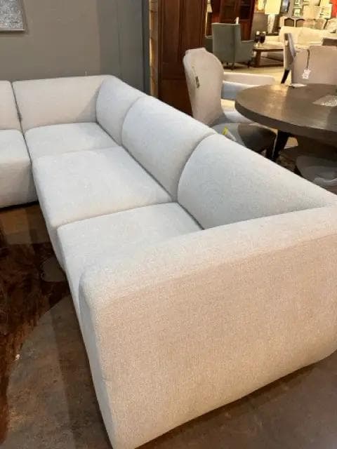 *NEW* Bassett Clyde Cream 5-Piece Modular Sectional - Thumbnail 3