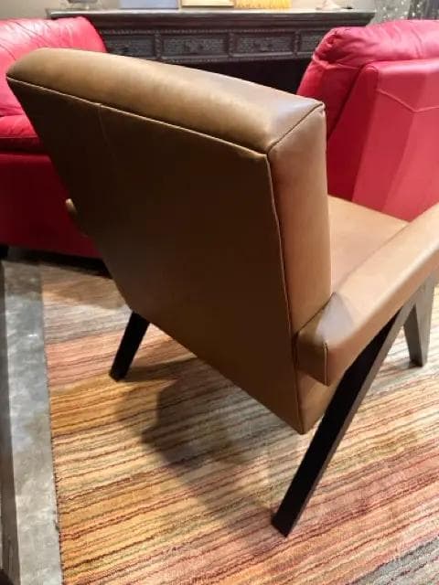 *NEW* Bassett Leather And Wood Raford Accent Chair - Thumbnail 3