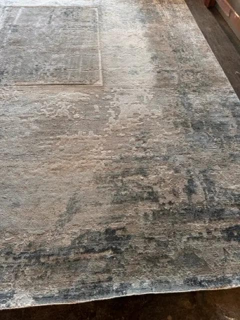 Surya Brunswick Area Rug In Blue, Grey, And White - Thumbnail 2
