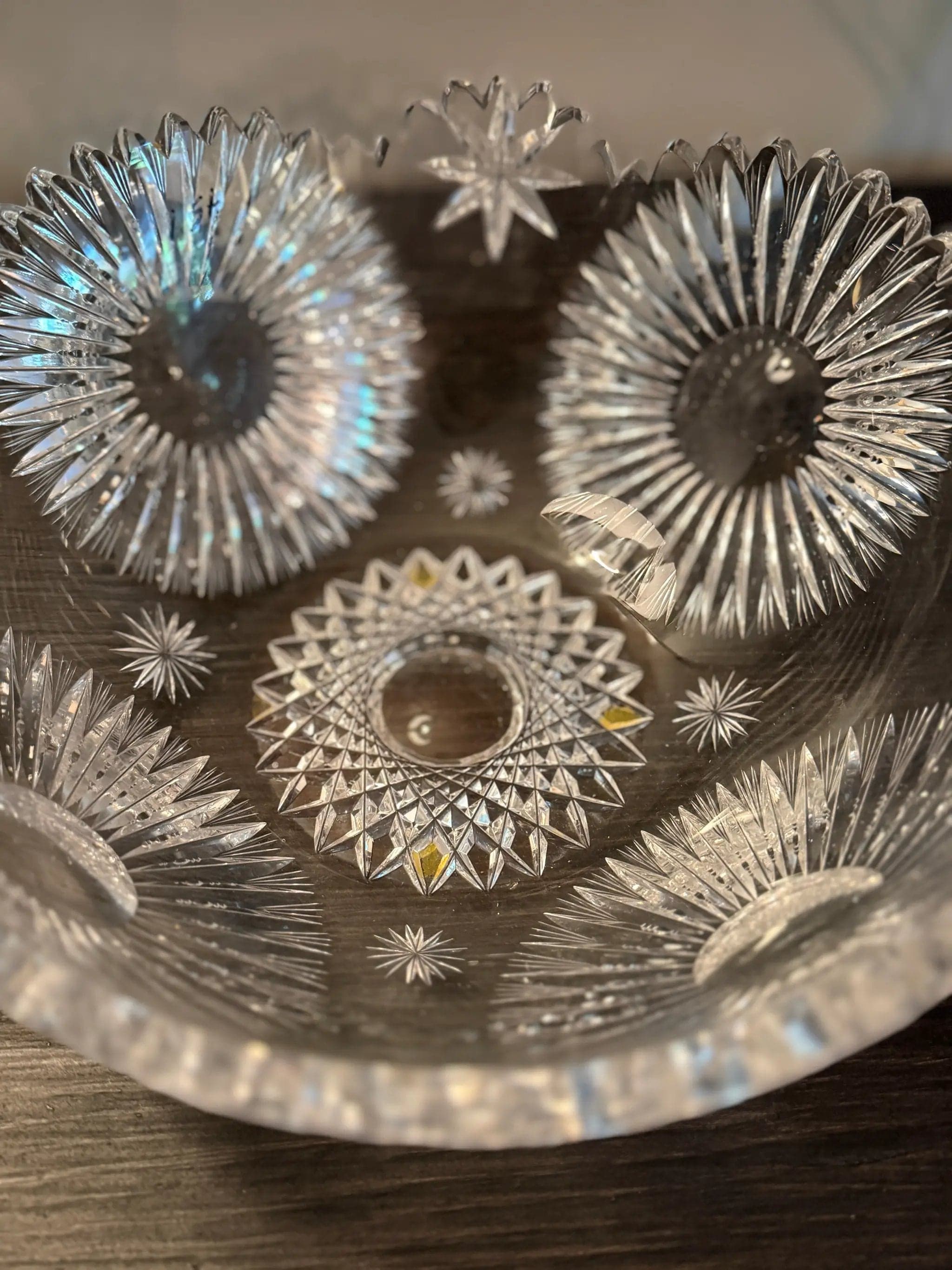 Antique Brilliant Period (ABP) Hand-Cut Crystal Berry or Serving Bowl - Thumbnail 2