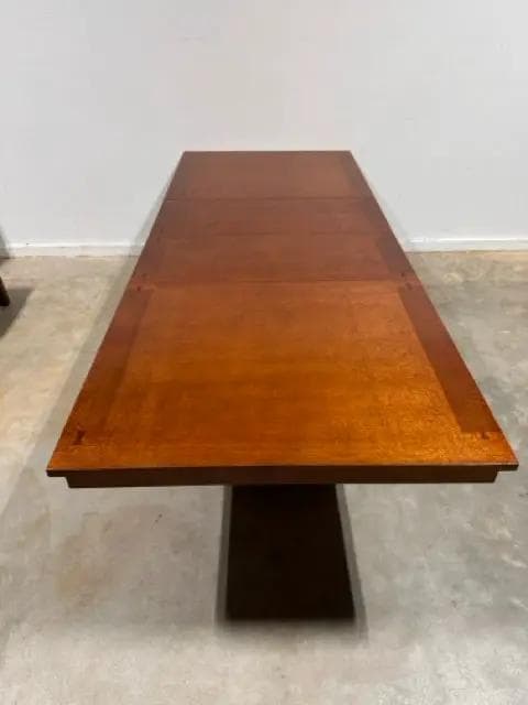Broyhill Mission Style Extension Dining Table with 8 Chairs - Thumbnail 4