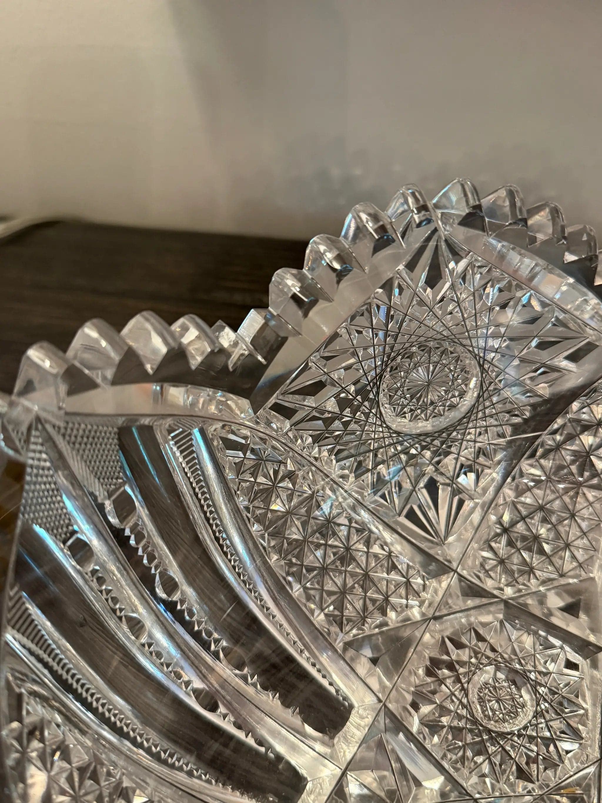 American Brilliant Period Crystal 10" Scalloped Serving Bowl - Thumbnail 3