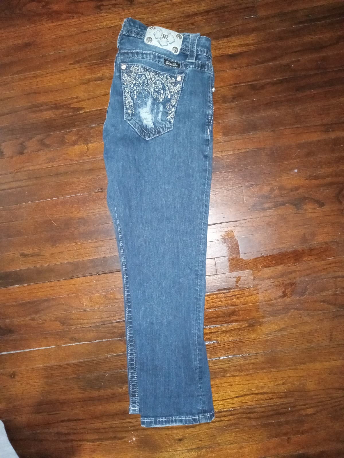 Miss Me Mid-Rise Curvy Crop Jeans Size 28 - Thumbnail 4