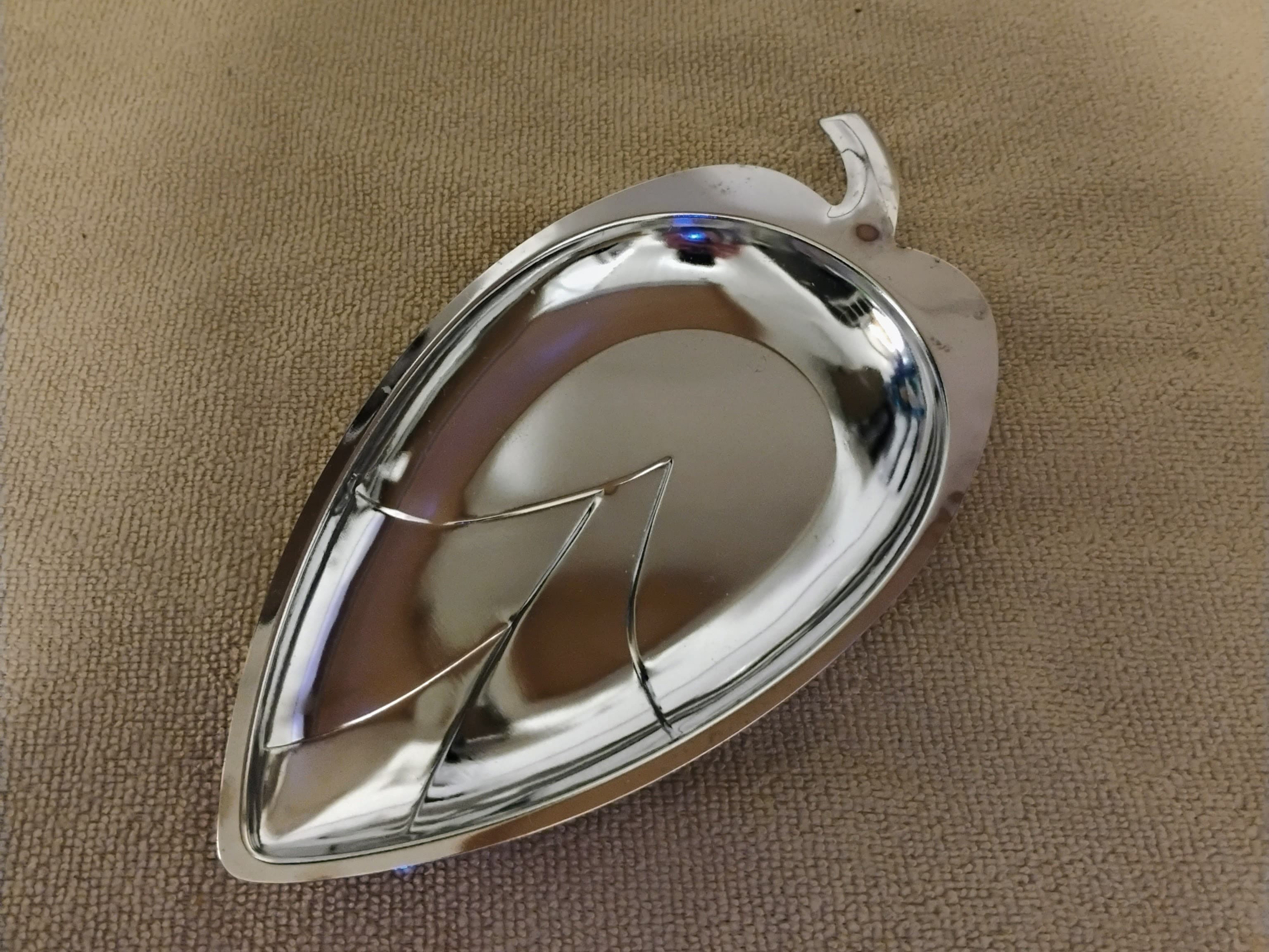 Small Metal Leaf Tray