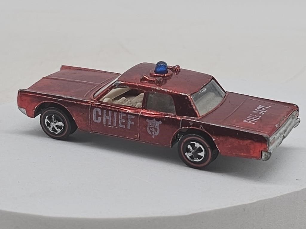Vintage 1969 Hot Wheels Redline Red Cruiser Fire Chief Original Blue Dome - Thumbnail 2